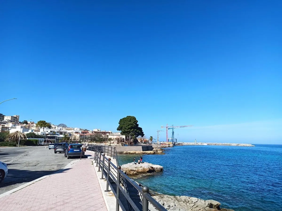 La Casetta Di Marianne Santa Flavia Casa de Férias